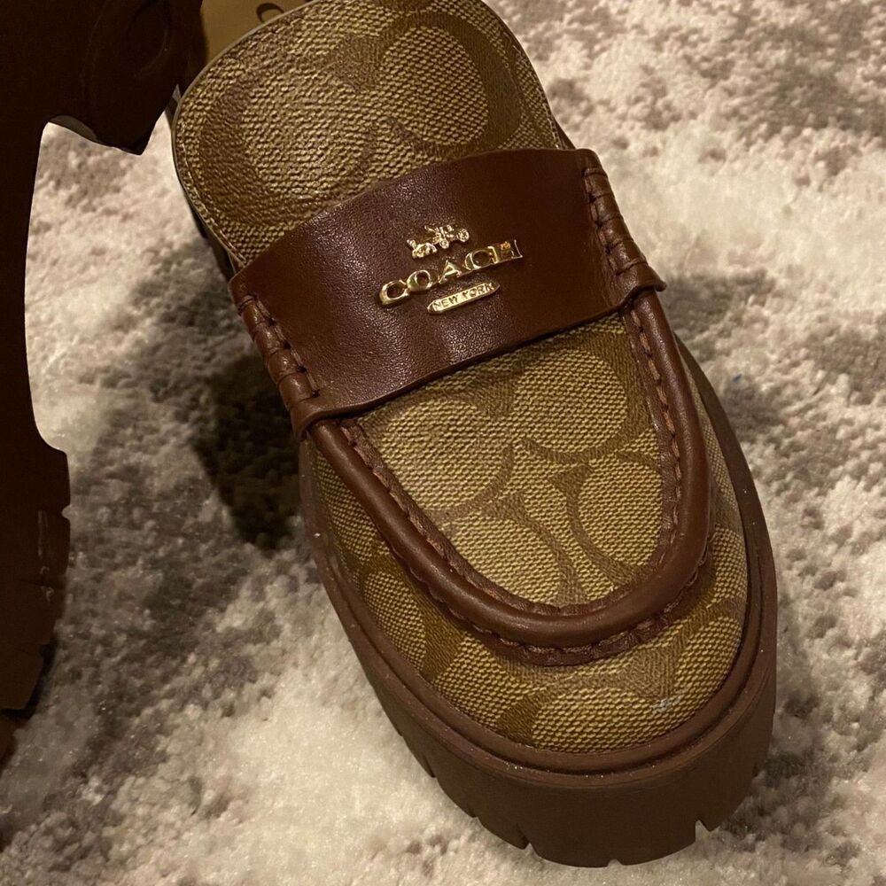 COACH Ruthie Loafers In Signature Canvas Khaki/Walnut Sz 6.5B NIB - Picture 3 of 11